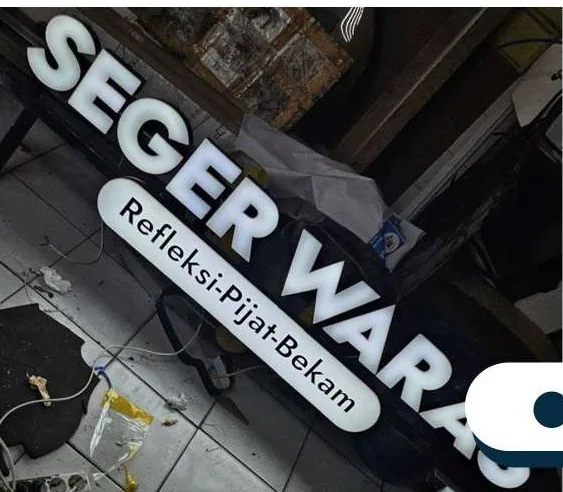 Seger Waras dimensional letters before mounting